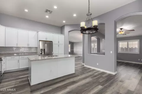 3877 E Wildhorse Dr, Gilbert, AZ 85297 photo 17