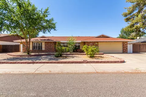 401 E Helena Dr, Phoenix, AZ 85022