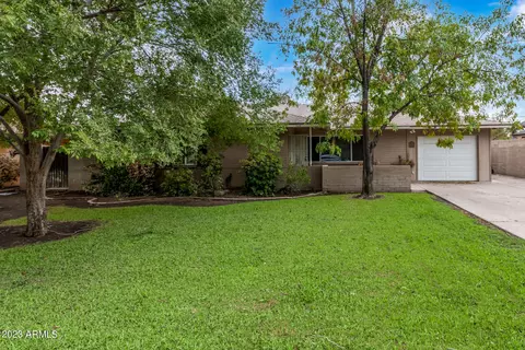 519 E Broadmor Dr, Tempe, AZ 85282 photo 2