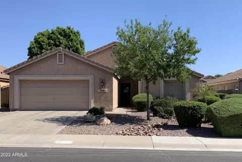 106 E Palo Blanco Way, Gilbert, AZ 85296