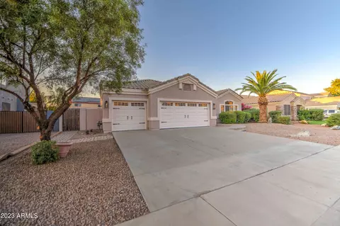 2950 E Sherri Ct, Gilbert, AZ 85296 photo 2