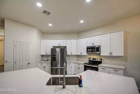 2950 E Sherri Ct, Gilbert, AZ 85296 photo 16