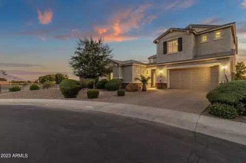 5212 S Seton Ct, Gilbert, AZ 85298