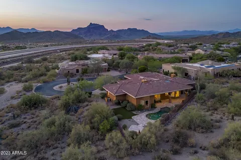 7260 Eagle Crest Dr #27, Mesa, AZ 85207