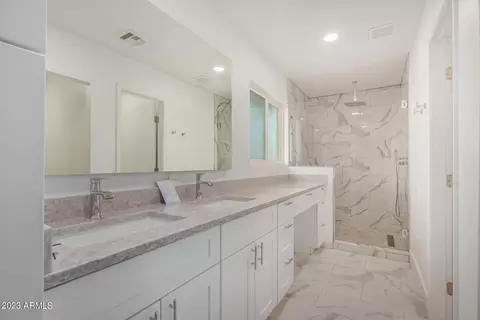 2109 E Montebello Ave, Phoenix, AZ 85016 photo 9