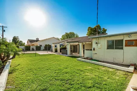 2109 E Montebello Ave, Phoenix, AZ 85016 photo 8
