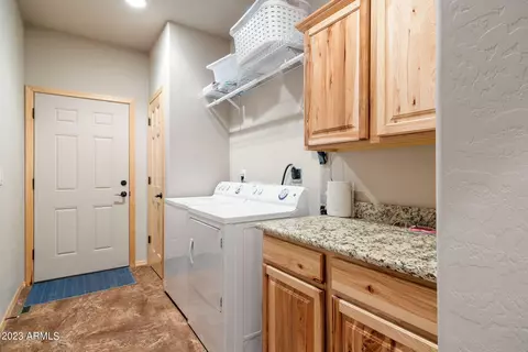 2058 Christmas Pine Rd, Overgaard, AZ 85933 photo 24