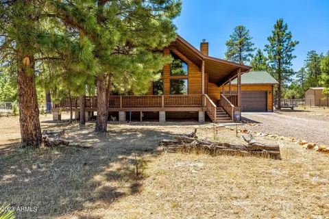 2058 Christmas Pine Rd, Overgaard, AZ 85933 photo 2