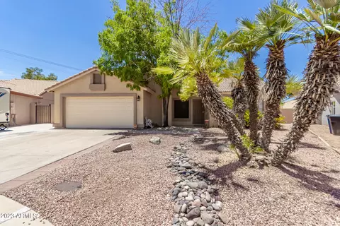 802 N Sailors Way, Gilbert, AZ 85234