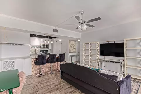 4750 N Central Ave #4R, Phoenix, AZ 85012
