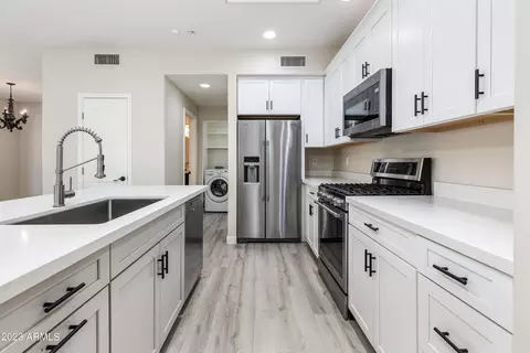 3403 N 28th St, Phoenix, AZ 85016 photo 4