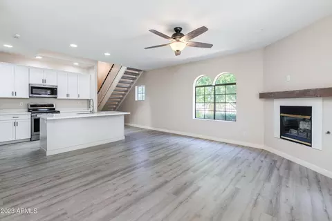 3403 N 28th St, Phoenix, AZ 85016 photo 8