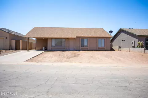 9013 W Oneida Dr, Arizona City, AZ 85123