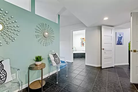 4101 E San Miguel Ave E, Phoenix, AZ 85018 photo 17