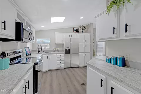 834 S Meridian Rd #85, Apache Junction, AZ 85120 photo 7