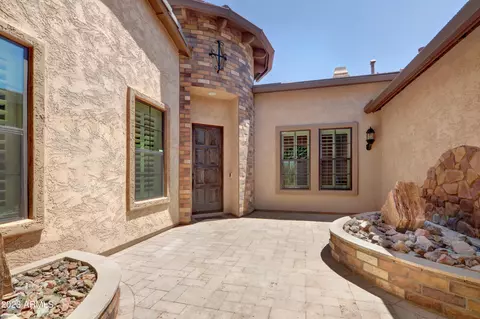 2451 E Robin Ct, Gilbert, AZ 85296 photo 5