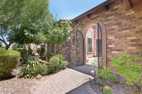 2451 E Robin Ct, Gilbert, AZ 85296 photo 4