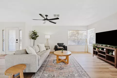 2421 W Kathleen Rd, Phoenix, AZ 85023