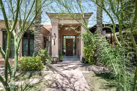 6860 E Cuarenta Ct, Paradise Valley, AZ 85253