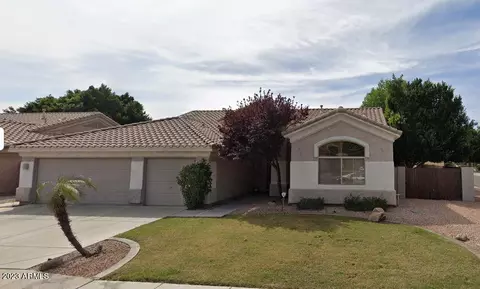 6023 W Kerry Ln, Glendale, AZ 85308