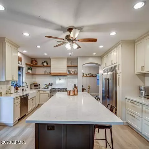 2970 E Packard Dr, Gilbert, AZ 85298