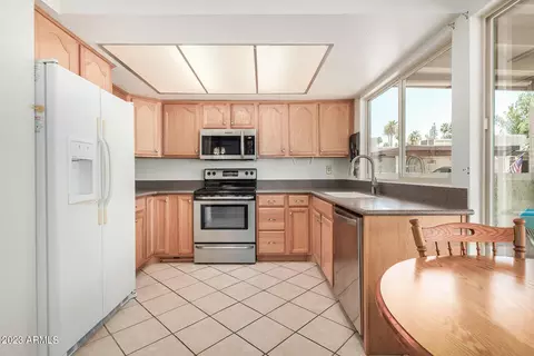 7727 E Park View Dr, Mesa, AZ 85208 photo 8