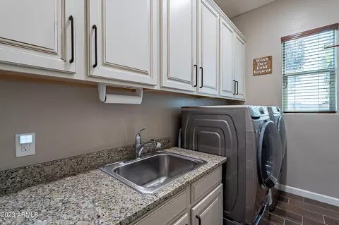 874 E Holbrook St, Gilbert, AZ 85298 photo 40
