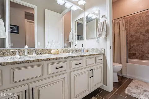 874 E Holbrook St, Gilbert, AZ 85298 photo 38