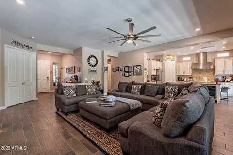 874 E Holbrook St, Gilbert, AZ 85298 photo 11