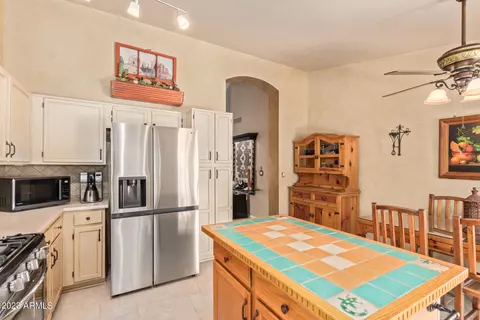 3365 E Windsong Dr, Phoenix, AZ 85048 photo 9