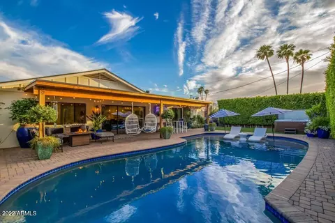 8620 E Rose Ln, Scottsdale, AZ 85250