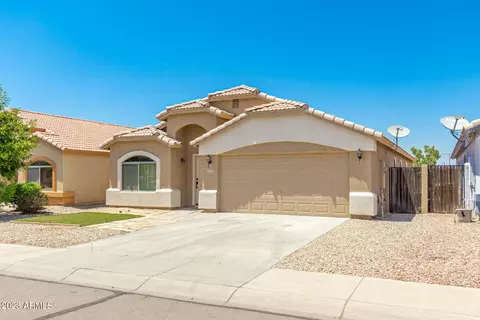 1270 Elm Rd, San Tan Valley, AZ 85140