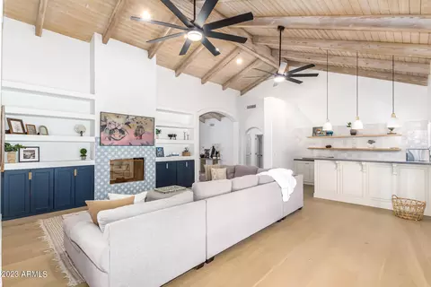 9666 N 106th Ct, Scottsdale, AZ 85258