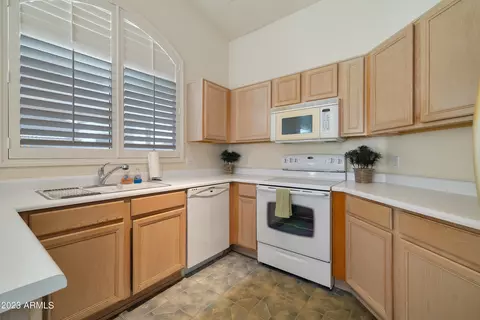 4609 E Charleston Ave, Phoenix, AZ 85032 photo 3