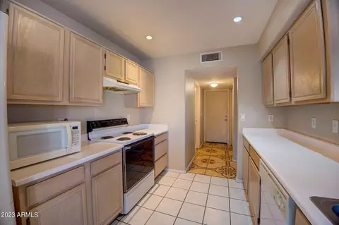 5961 E Nance St, Mesa, AZ 85215 photo 11