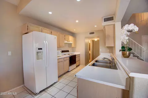 5961 E Nance St, Mesa, AZ 85215 photo 12