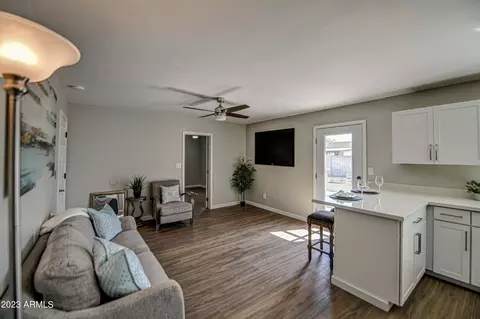 6802 S 44th Way, Phoenix, AZ 85042 photo 6