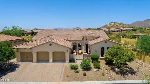 8628 E Lynwood Cir, Mesa, AZ 85207