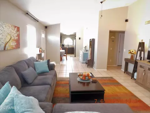 814 S Capistrano Dr, Gilbert, AZ 85233 photo 10