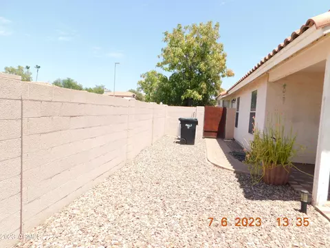 814 S Capistrano Dr, Gilbert, AZ 85233 photo 20