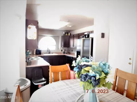 814 S Capistrano Dr, Gilbert, AZ 85233 photo 5