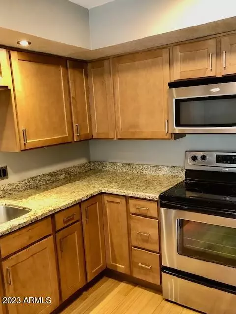 1225 E Medlock Dr #105, Phoenix, AZ 85014 photo 12