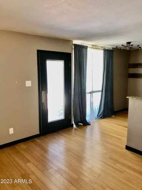 1225 E Medlock Dr #105, Phoenix, AZ 85014 photo 9