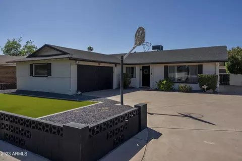8531 E Sandalwood Dr, Scottsdale, AZ 85250