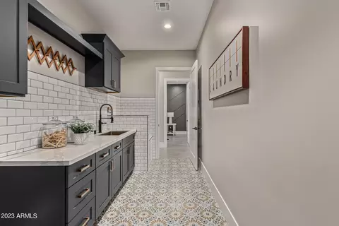 1525 Euclid Ave, Phoenix, AZ 85042 photo 11