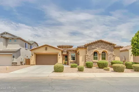11044 E Travertine Ave, Mesa, AZ 85212