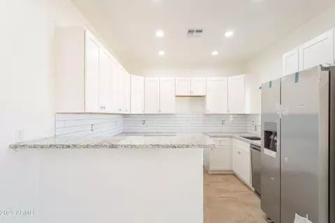 9502 Caballero Loop, Hereford, AZ 85615 photo 10