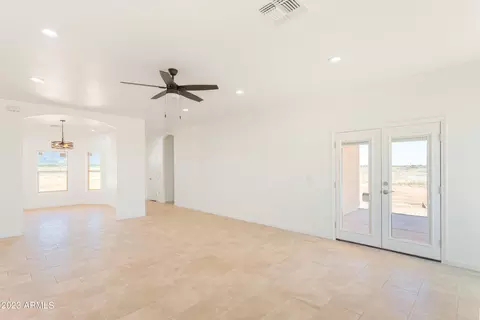 9502 Caballero Loop, Hereford, AZ 85615 photo 7
