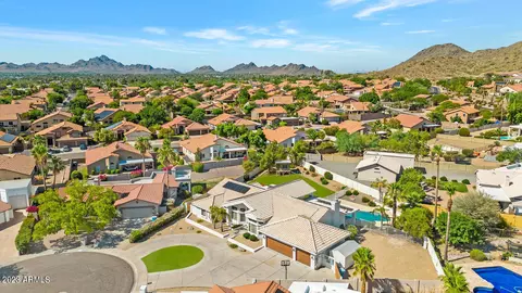 2901 E Crocus Dr, Phoenix, AZ 85032 photo 11
