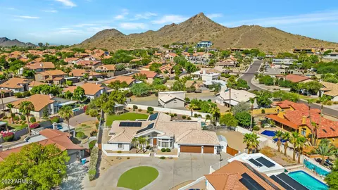 2901 E Crocus Dr, Phoenix, AZ 85032 photo 10